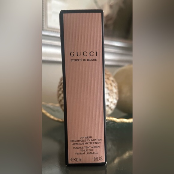 Gucci
Éternité de Beauté Foundation - Picture 3 of 5